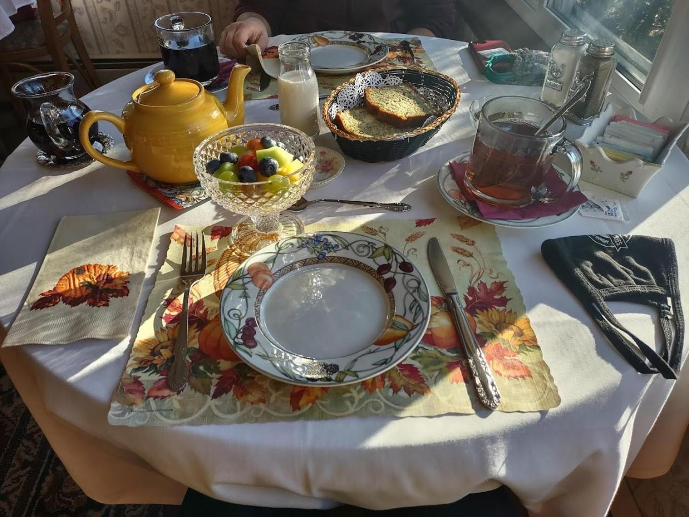 Rockwell Falls Inn And Wine Bar Lake Luzerne Dış mekan fotoğraf